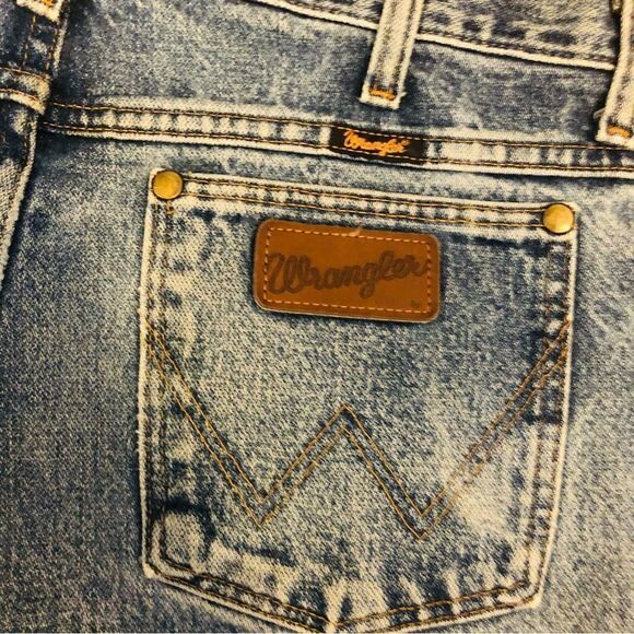 Wrangler cut off Jean shorts - Picture 4 of 6